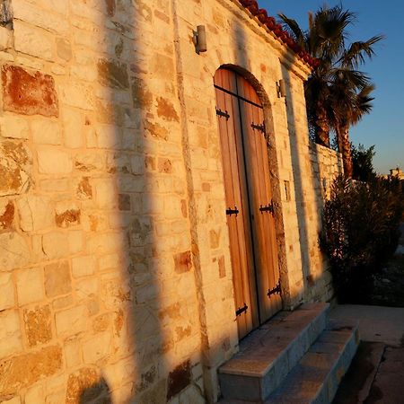 Green Villa With Private Pool Dıraç Dış mekan fotoğraf
