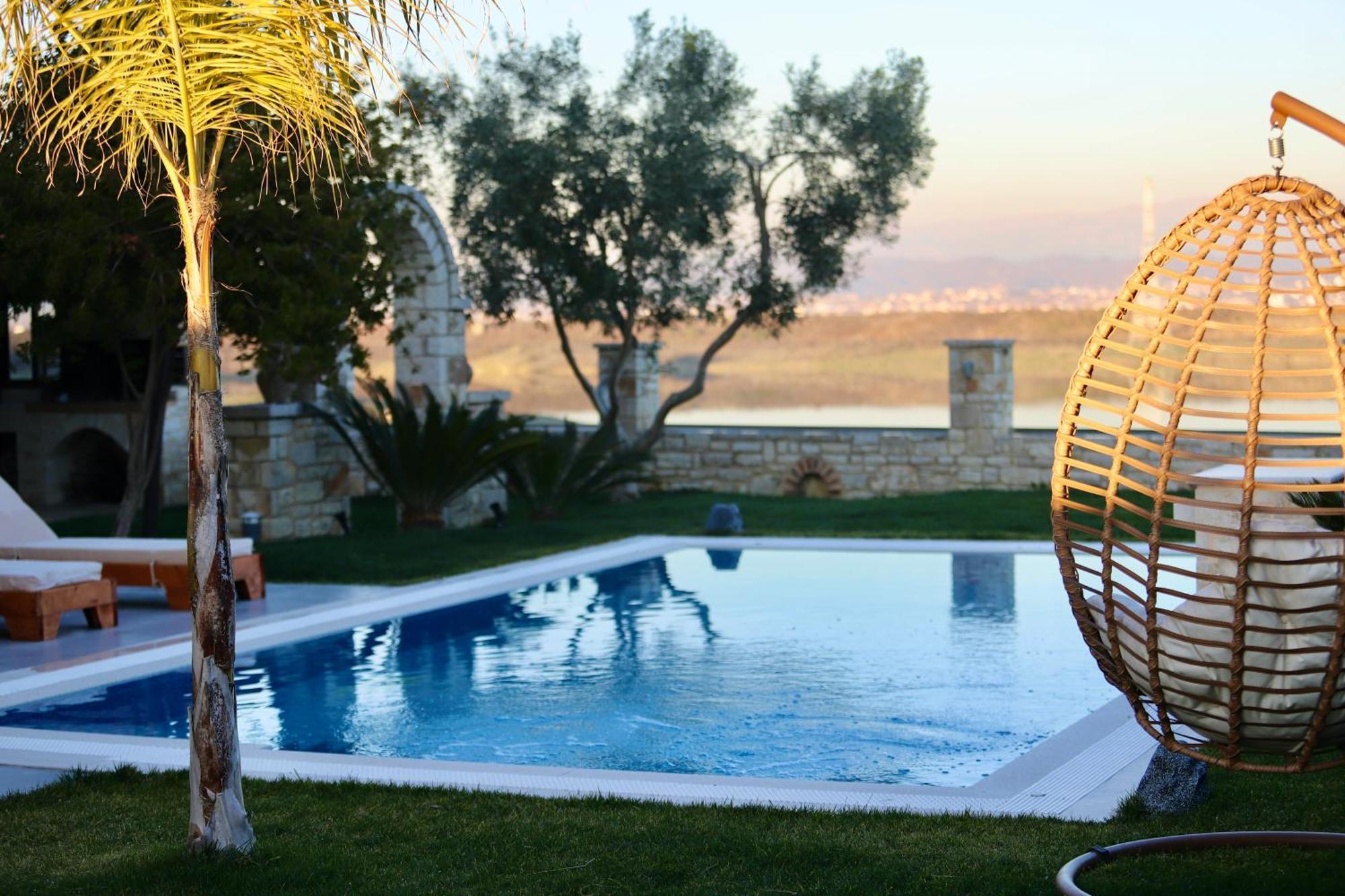 Green Villa With Private Pool Dıraç Dış mekan fotoğraf