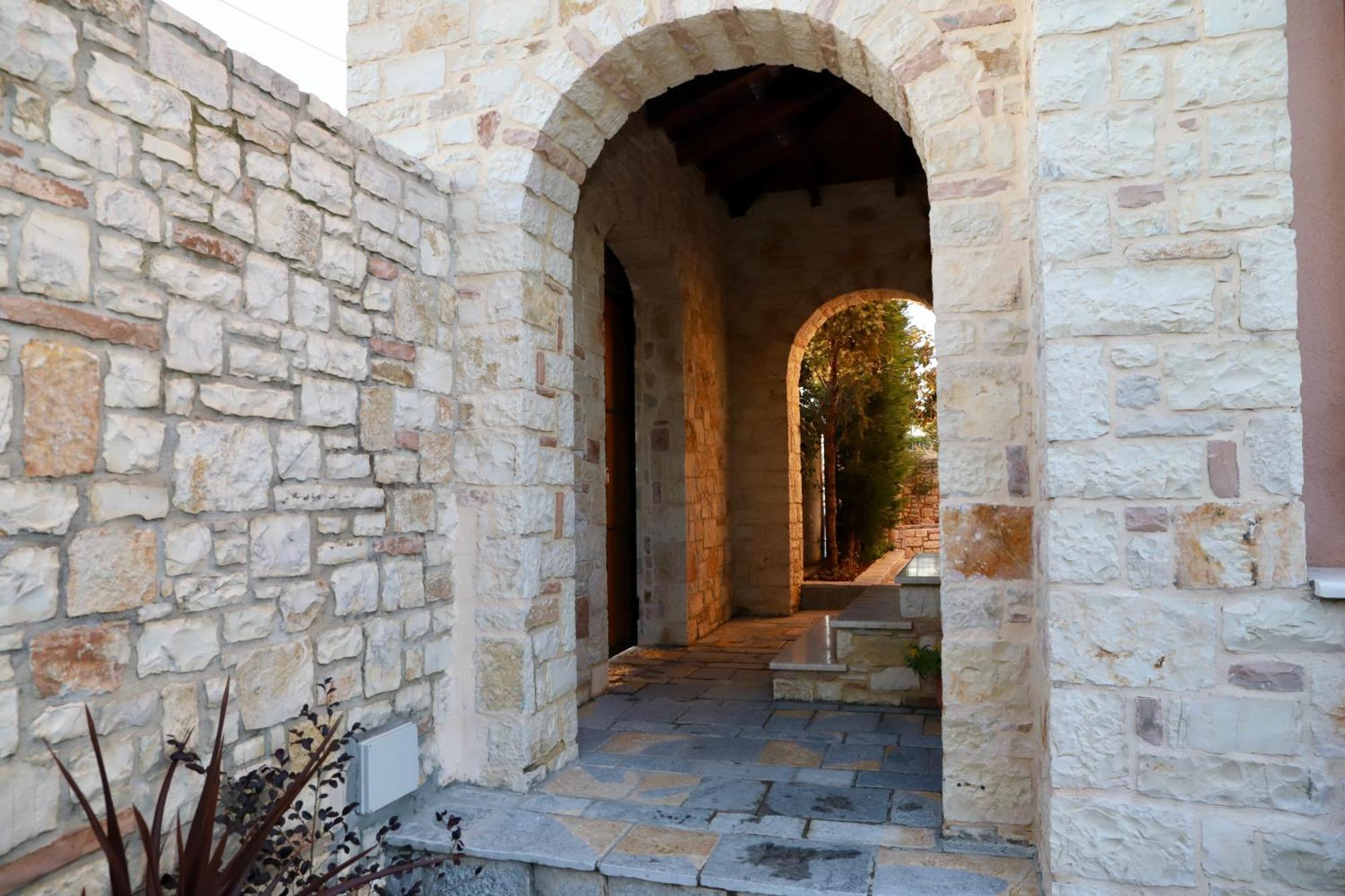 Green Villa With Private Pool Dıraç Dış mekan fotoğraf