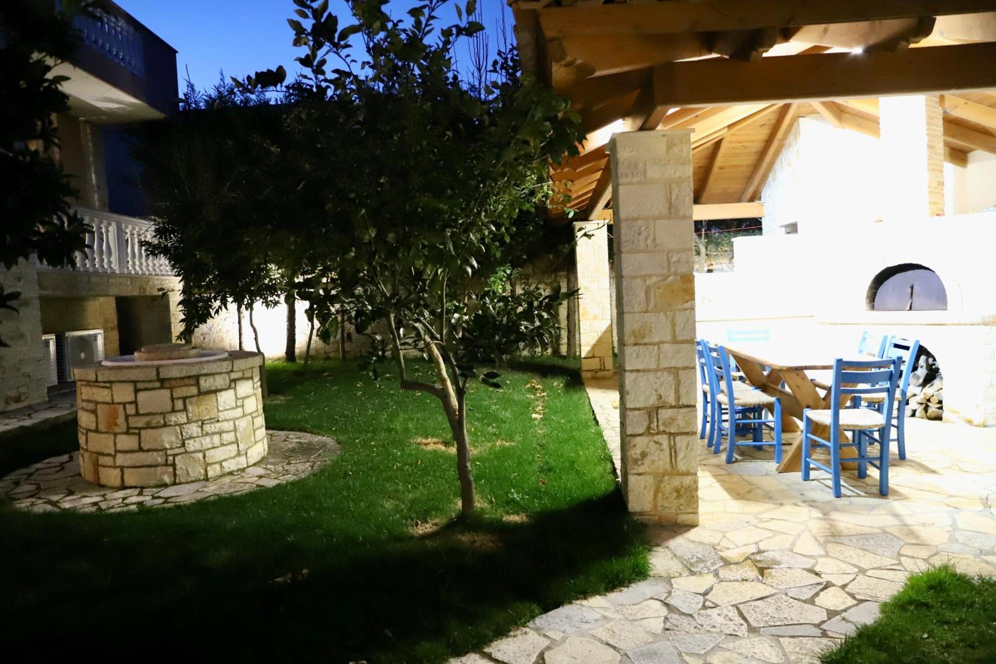 Green Villa With Private Pool Dıraç Dış mekan fotoğraf